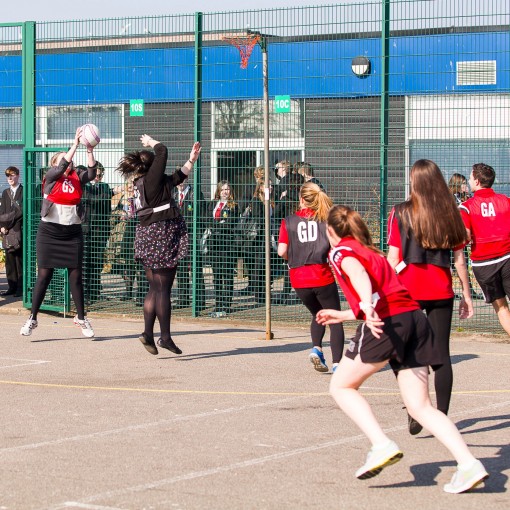 StaffNetballSportsRelief 170316 028