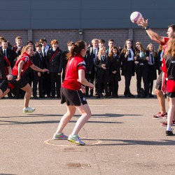 StaffNetballSportsRelief 170316 029