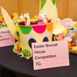 EasterBonnetCompetition300317 005